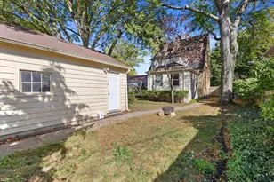 1110 N Ash St, Waukegan, IL 60085 - Photo 20