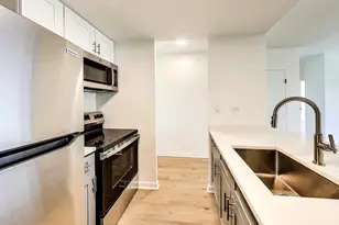 5050 S East End Ave, Chicago, IL 60615 - Photo 8