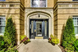 1914 W Chase Ave, Chicago, IL 60626 - Photo 2
