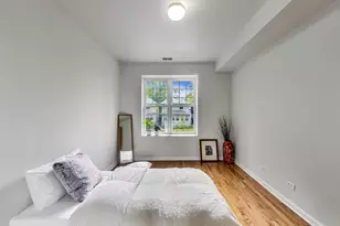 1914 W Chase Ave, Chicago, IL 60626 - Photo 4