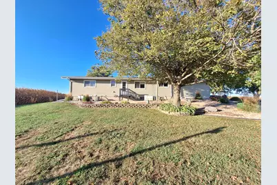 2117 US Rt 30, West Brooklyn, IL 61378 - Photo 28