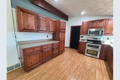 2117 US Rt 30, West Brooklyn, IL 61378 - Photo 4