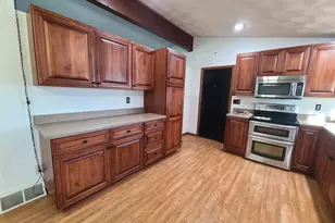 2117 US Rt 30, West Brooklyn, IL 61378 - Photo 4