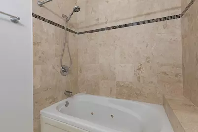 [Address not provided], Chicago, IL 60637 - Photo 18