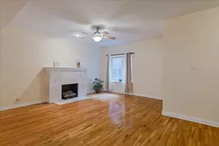 [Address not provided], Chicago, IL 60637 - Photo 4