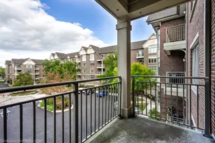 445 Village Green Ct, Lincolnshire, IL 60069 - Photo 28