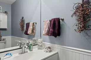 1549 Hollytree Ln, Crystal Lake, IL 60014 - Photo 18