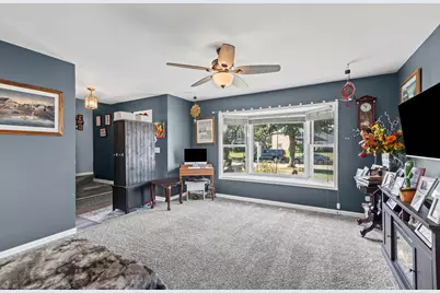 1549 Hollytree Lane, Crystal Lake, IL 60014 - Photo 6