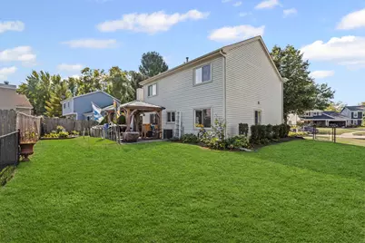 1549 Hollytree Lane, Crystal Lake, IL 60014 - Photo 4