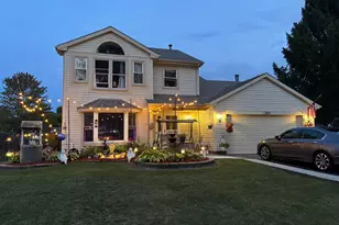 1549 Hollytree Ln, Crystal Lake, IL 60014 - Photo 26