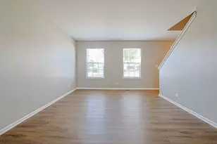 2407 Miriam Ave, Zion, IL 60099 - Photo 6