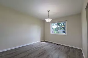 25 Pheasant Rd, Matteson, IL 60443 - Photo 8