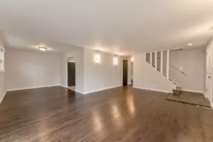 16928 Old Elm Dr, Country Club Hills, IL 60478 - Photo 10