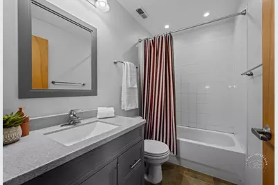 1500 W Monroe Street #409, Chicago, IL 60607 - Photo 16