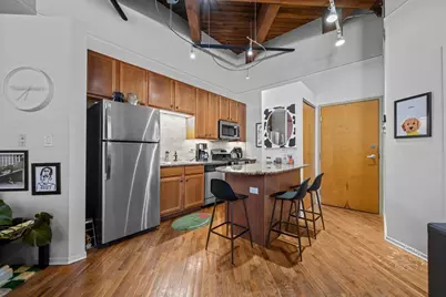 1500 W Monroe Street #409, Chicago, IL 60607 - Photo 6