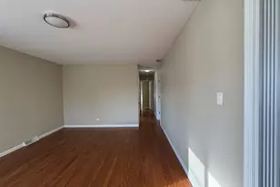 7838 W 73rd Pl, Bridgeview, IL 60455 - Photo 12