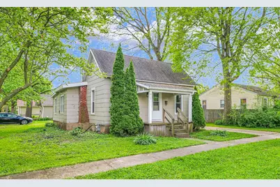 413 E Lincoln Street, Monticello, IL 61856 - Photo 2