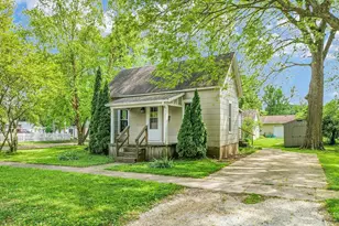 413 E Lincoln St, Monticello, IL 61856 - Photo 24