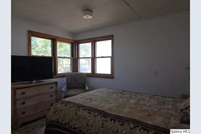 102 Center Street, Augusta, IL 62311 - Photo 18