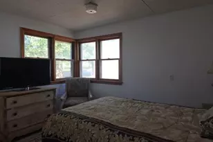 102 Center St, Augusta, IL 62311 - Photo 18