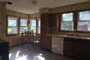 102 Center St, Augusta, IL 62311 - Photo 10