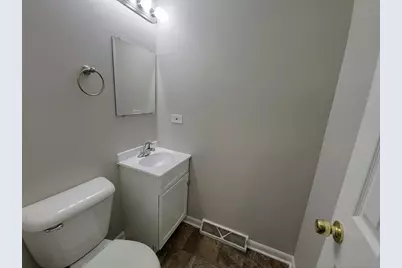 17113 Elm Drive, Hazel Crest, IL 60429 - Photo 10