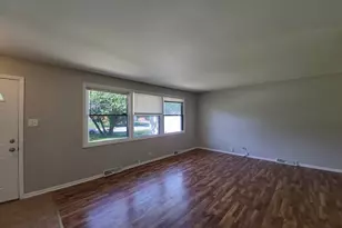 17113 Elm Dr, Hazel Crest, IL 60429 - Photo 2