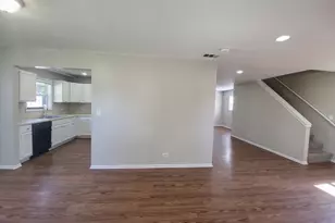 121 Highmoor Dr, Round Lake Park, IL 60073 - Photo 2