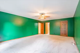 10 Inverness Dr, Bloomington, IL 61701 - Photo 22