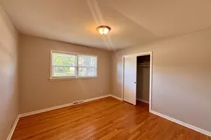 425 Cottonwood Rd, Frankfort, IL 60423 - Photo 12