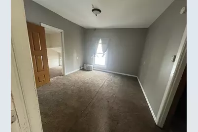 1002 N Roosevelt Avenue, Bloomington, IL 61701 - Photo 14