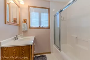 1208 Foxpointe Dr, Sycamore, IL 60178 - Photo 20