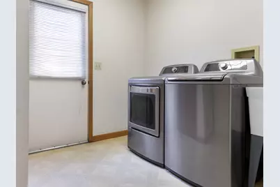 1121 Redwood Drive, Algonquin, IL 60102 - Photo 10