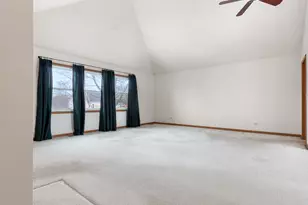 1121 Redwood Dr, Algonquin, IL 60102 - Photo 18