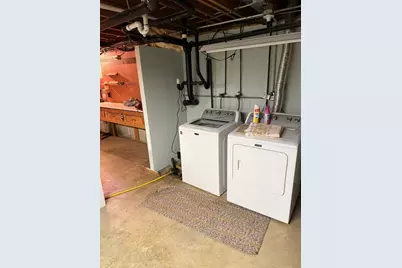 5514 S Forester Drive, Rochelle, IL 61068 - Photo 18