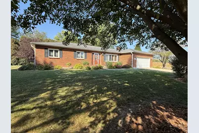 5514 S Forester Drive, Rochelle, IL 61068 - Photo 1