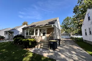 17825 Oakley Ave, Lansing, IL 60438 - Photo 2