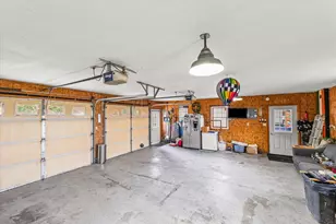 37857 E 100 North Rd, Bellflower, IL 62174 - Photo 34