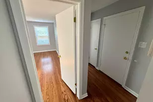 10324 Canterbury St, Westchester, IL 60154 - Photo 14