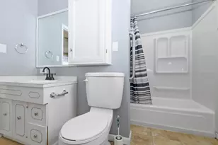 2644 Commercial Ave, South Chicago Heights, IL 60411 - Photo 14