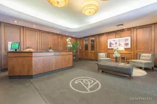 720 W Gordon Terrace, Chicago, IL 60613 - Photo 16