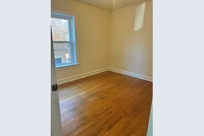 5427 W Montrose Avenue #1, Chicago, IL 60641 - Photo 8