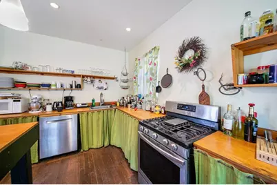 3915 N Kenneth Avenue, Chicago, IL 60641 - Photo 12