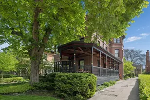 4923 S Greenwood Ave, Chicago, IL 60615 - Photo 2