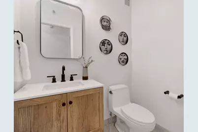 33 W Ontario Street #21H, Chicago, IL 60654 - Photo 14