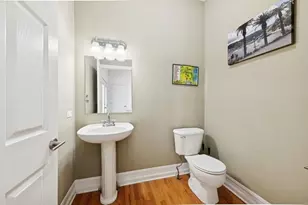 3219 N Halsted St, Chicago, IL 60657 - Photo 10