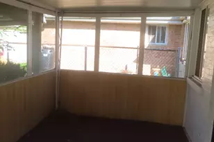 11438 S Maplewood Ave, Chicago, IL 60655 - Photo 16