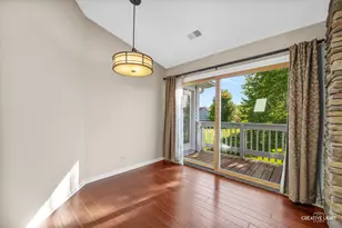 868 Quin Ct, Naperville, IL 60563 - Photo 4