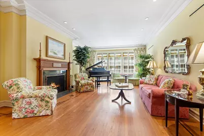 [Address not provided], Chicago, IL 60611 - Photo 4