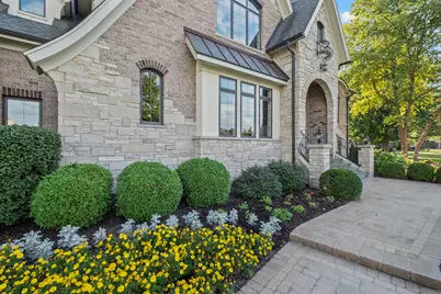 17W033 87th Street, Willowbrook, IL 60527 - Photo 8